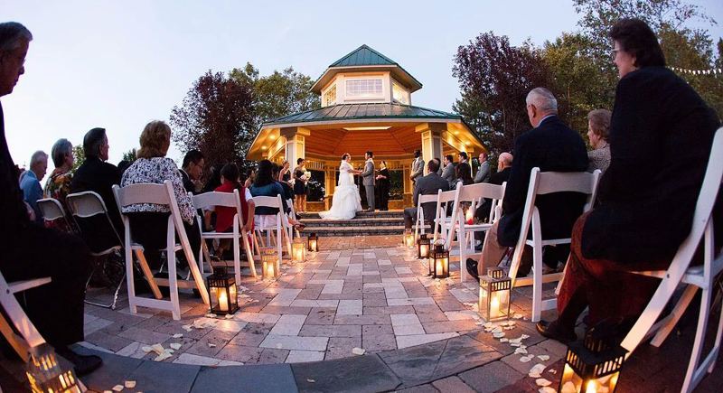 Outdoor Frankfort Venue for Weddings and Celebrations