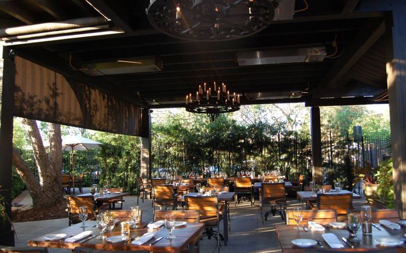 Historic Restaurant with Indoor-Outdoor Private Dining in Pasadena, CA
