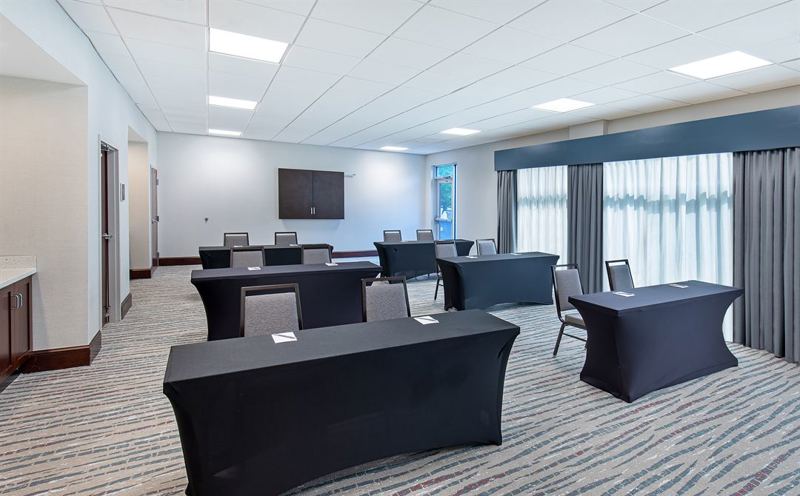Hospitality-Focused Event Space for Business Meetings, Private Events and Group Functions with Flexible Booking Options in Atlanta, GA