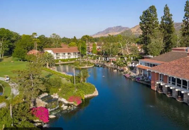 Resort Venue with Lakeside Patios
