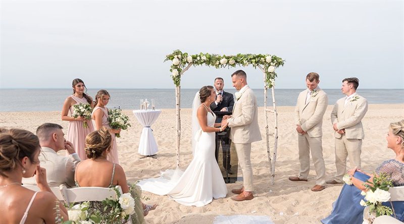 Beachfront Pavilion With Long Island Sound Views and Open-Air Events