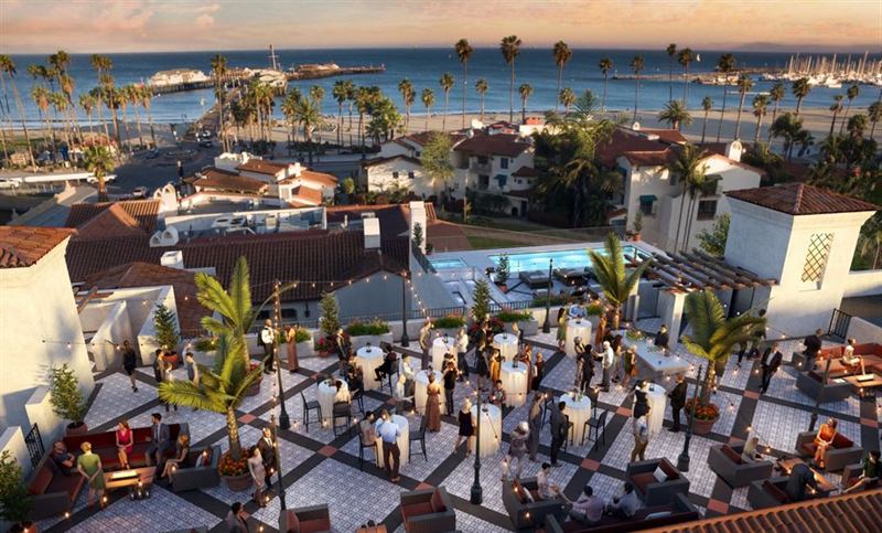 Luxury Coastal Hotel with Rooftop Views and Elegant Ballrooms