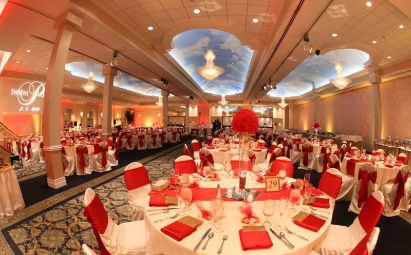 Downers Grove Banquet Hall With Catering for Weddings and Company Events