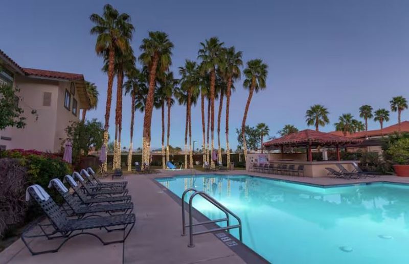 Rancho Mirage Hotel Meeting Space with Pool and Catering