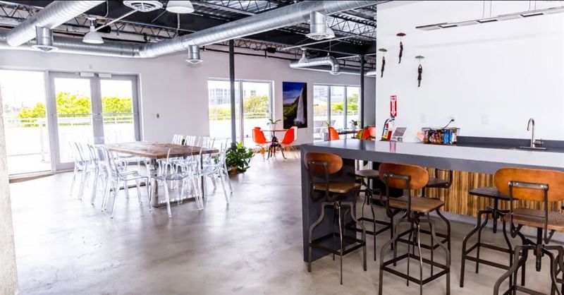 Flexible Hallandale Meeting and Event Space with Indoor-outdoor Layout