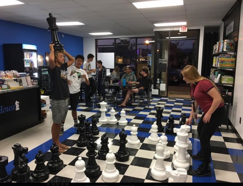 Game House Venue with 900+ Games