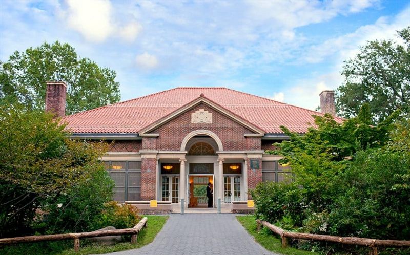 Historic Prospect Park Pavilion With Meadow Views