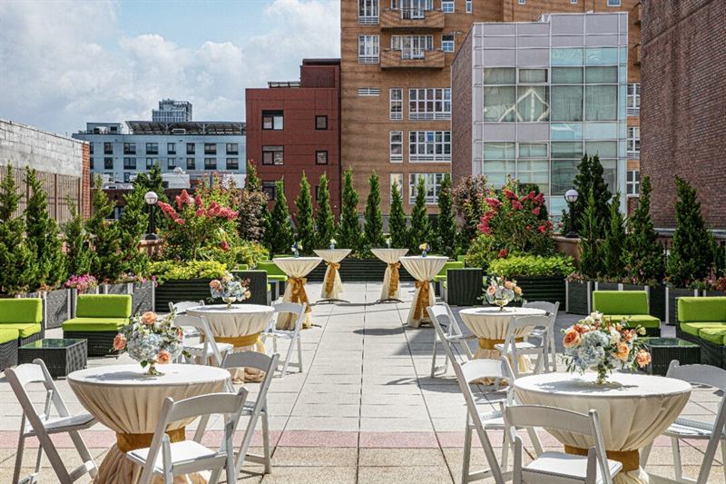 Downtown Flushing Hotel With Phoenix Ballroom, Seventeen Event Rooms and Outdoor Terrace