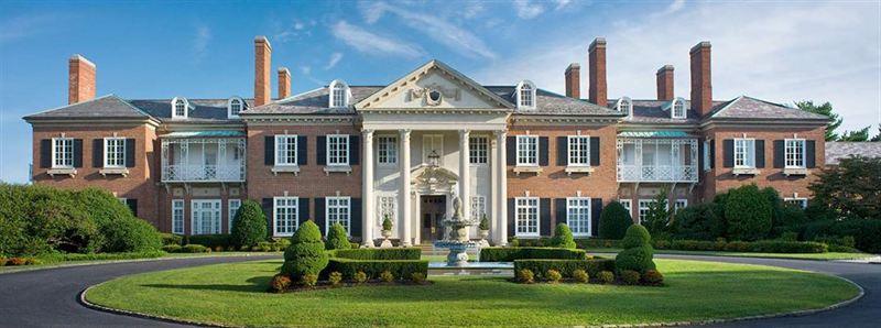 Historic Glen Cove Mansion Hotel With Conference Rooms and Estate Grounds