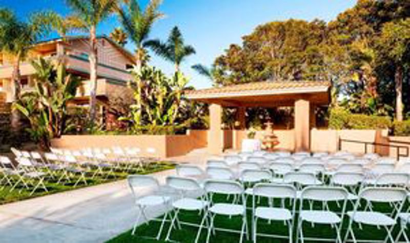 Ventura Harbor Resort with Ballrooms and Outdoor Event Space