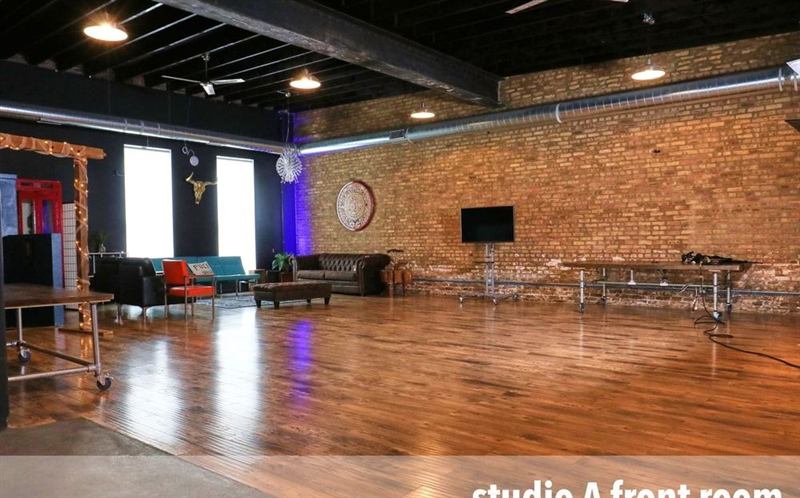 Spacious Roscoe Village Loft for Weddings, Workshops and Shoots