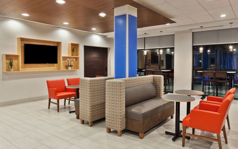 Holiday Inn Express & Suites Fayetteville hotel meeting and event space in Fayetteville, GA photo