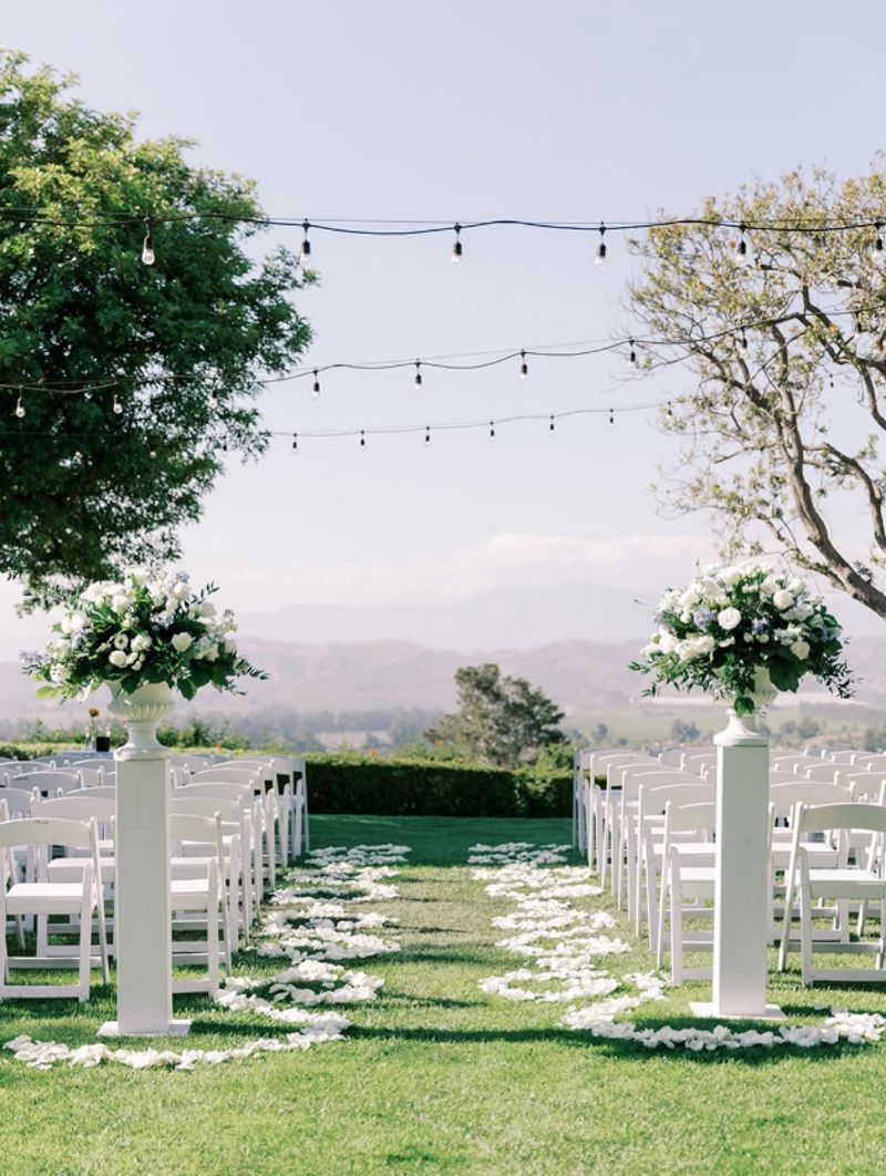 Scenic Camarillo Club Venue for Weddings, Events and Dining
