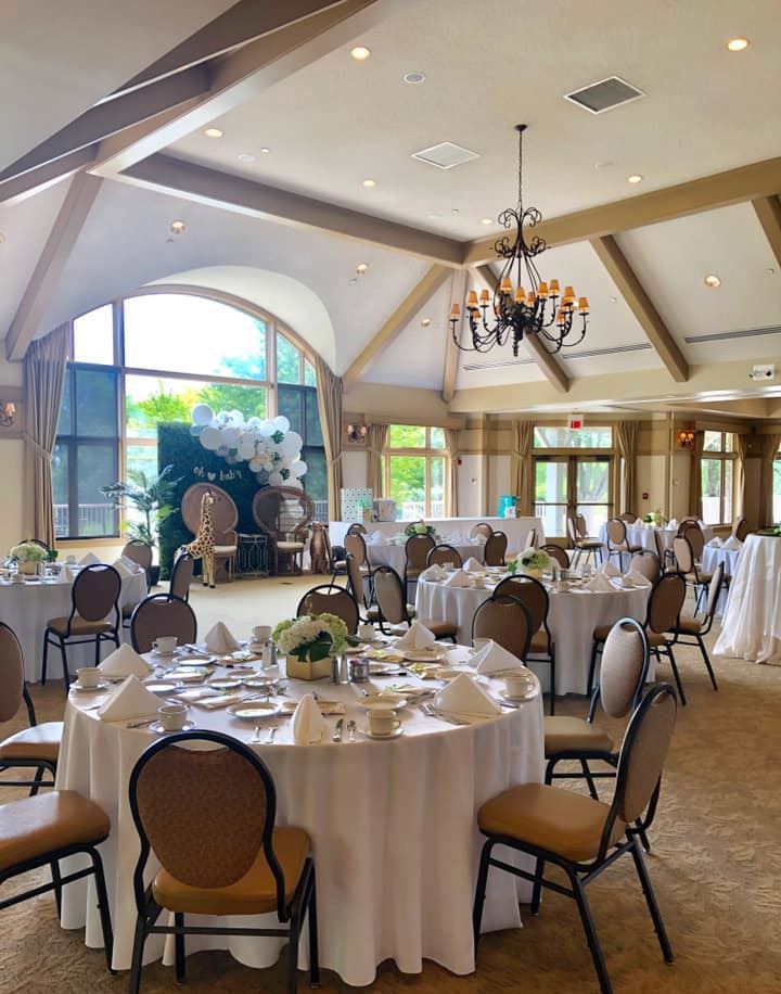 Scenic Bloomingdale Clubhouse With Course Views for Weddings and Events