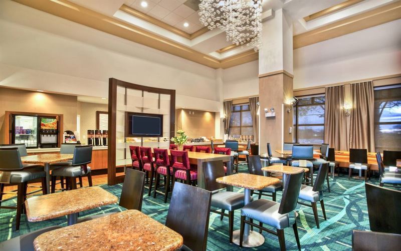 Elmhurst Hotel Meeting Room for Training Sessions and Small Conferences