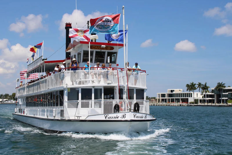Private Charter Boat Venue with River Views and Open-air Decks