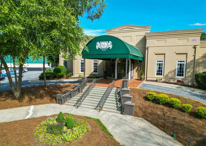 Olde Towne Athletic Club ballroom / event venue in Marietta, GA photo