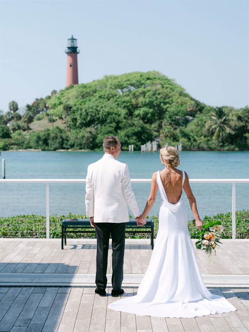 Lighthouse-view Waterfront Venue with Terraces and Grand Event Rooms