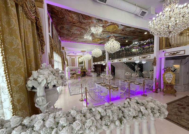 White-and-Gold Ballroom & Photo Studio in Los Angeles, CA
