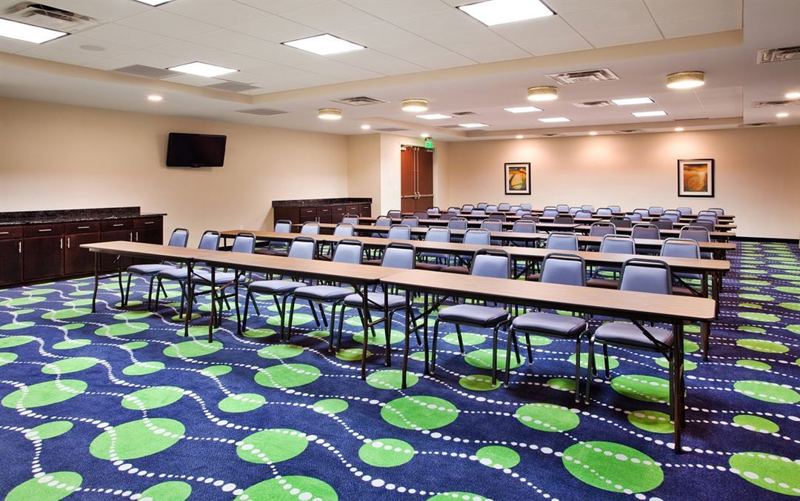 Holiday Inn Express Atlanta Airport West - Camp Creek hotel in Atlanta, GA photo