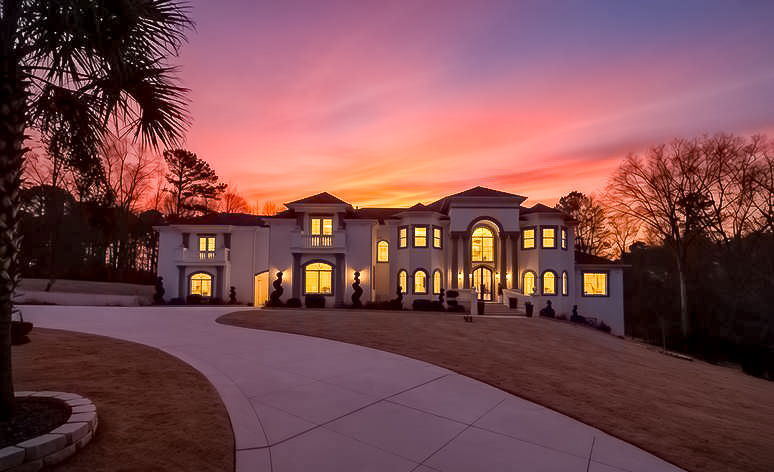 Atlanta Grand Estate | Presented by Levels Management private event venue in Lithonia, GA photo