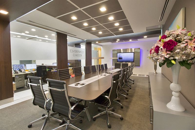 34th Street Room D Meeting Space for 20 Guests