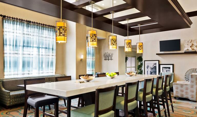 Hampton Inn & Suites Atlanta Airport West/Camp Creek Pkwy hotel in Atlanta, GA photo