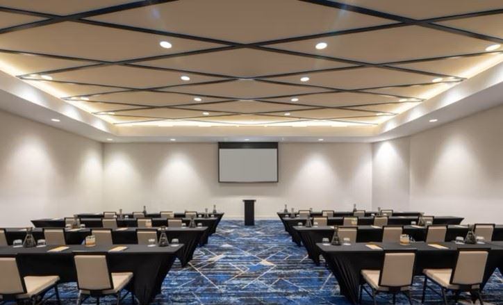 Crowne Plaza Norcross hotel / meeting venue in Norcross, GA photo