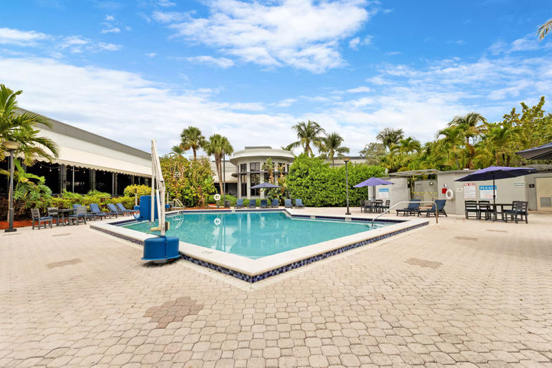Palm Beach Gardens Hotel with Ballrooms and Executive Meeting Center