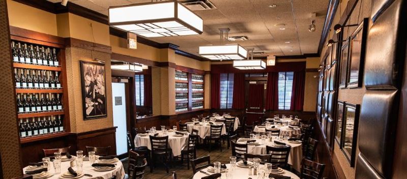 Oak Brook Chophouse with Private Dining for Business and Family Events