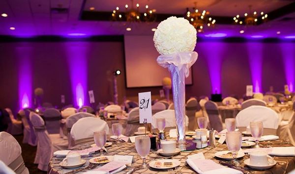 Ballroom and Meeting Venue for Events Up to 1000 Guests in Effingham, IL