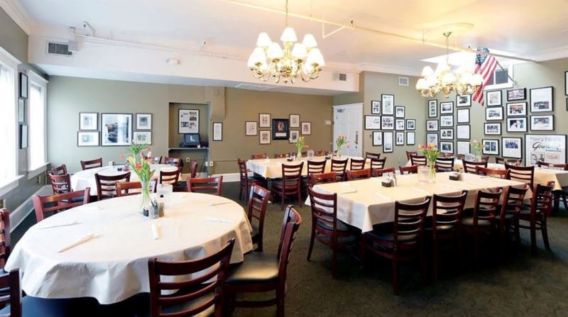 Historic Southern Restaurant With Private Rooms, Full Bar and Event Dining