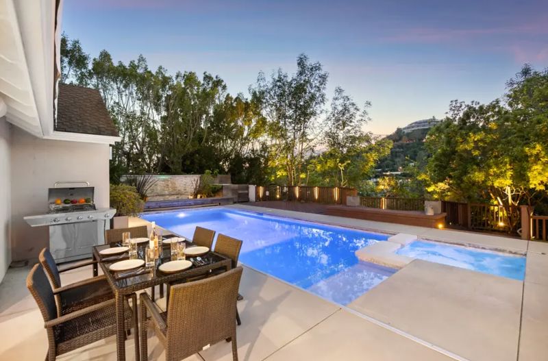 Private Beverly Hills Retreat with Pool, Spa, Fire Pit and Canyon Views
