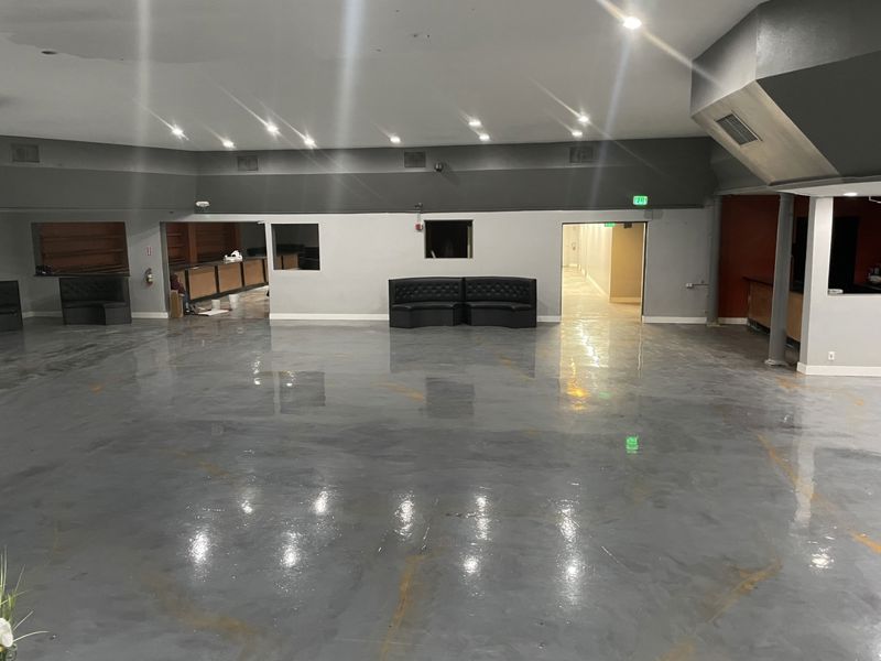 Large Inglewood Event Space with Divisible Rooms and Open Layout
