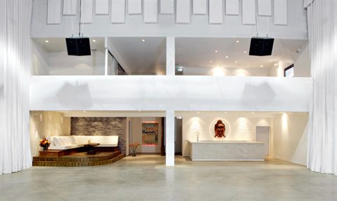Large Crown Heights Event Studio With Mezzanine and Full Bar