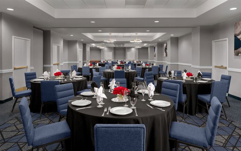 Hotel Ballroom and Meeting Rooms With Nearly 4,000 Square Feet of Event Space