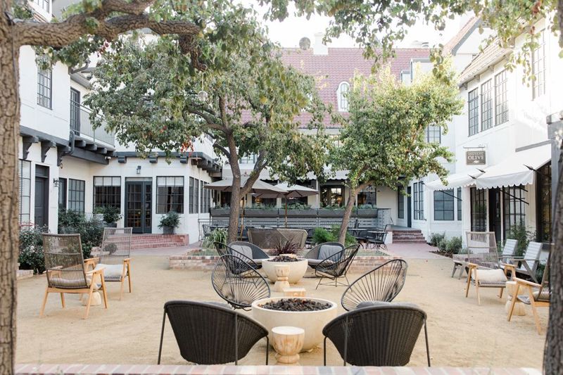 Solvang Wine Country Hotel with Courtyard and Banquet Rooms