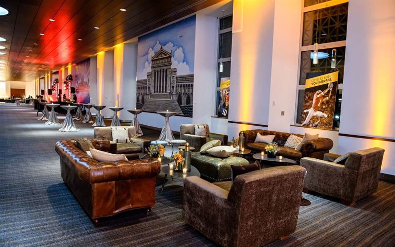 Lakefront Stadium Event Spaces with Skyline Views for Corporate Gatherings