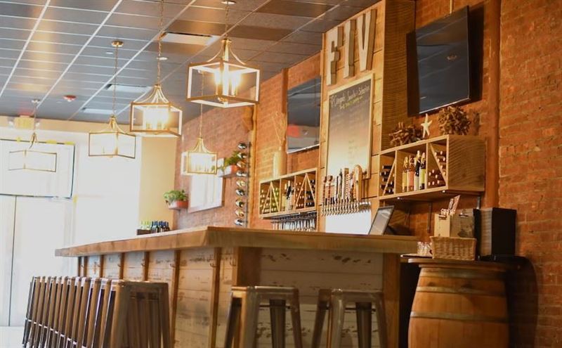 Relaxed Wine and Tap Room Near Fire Island Ferries for Private Events