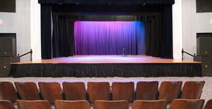 Port Washington Theater With Professional Sound and 425 Seats