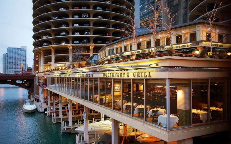 Riverfront Steakhouse with Private Dining Rooms for Dinners and Receptions