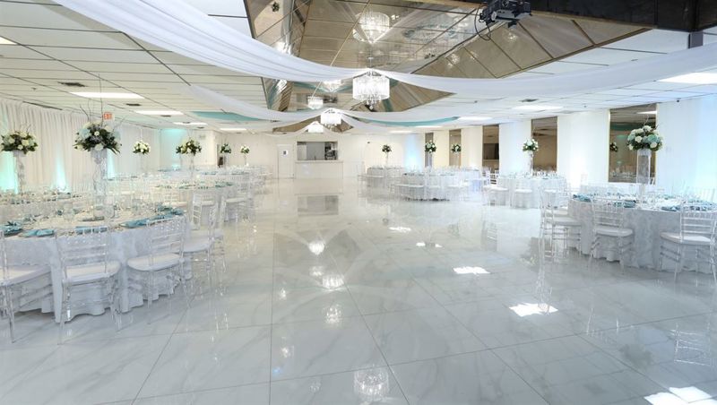 Full-service Hialeah Ballroom for Receptions and Social Events