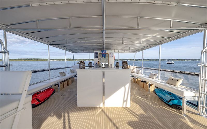 East Hampton Private Yacht for Waterfront Celebrations