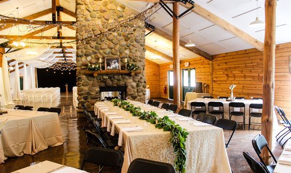 Rockton Indoor-Outdoor and Rustic Barn Venue for Events Up to 300 Guests