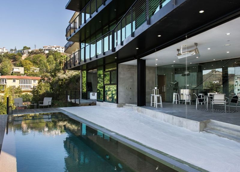 Glass-walled Hollywood Hills Mansion for Shoots and Events