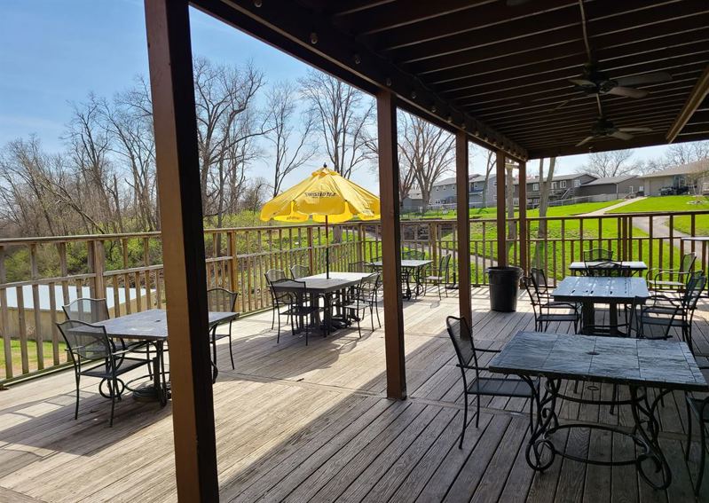 Sunset Hills Golf Course Eatery Hotel Event Venue in Pekin