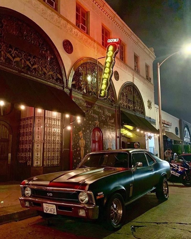 Historic Hollywood Bar with Patio, Stage and Film-location Character