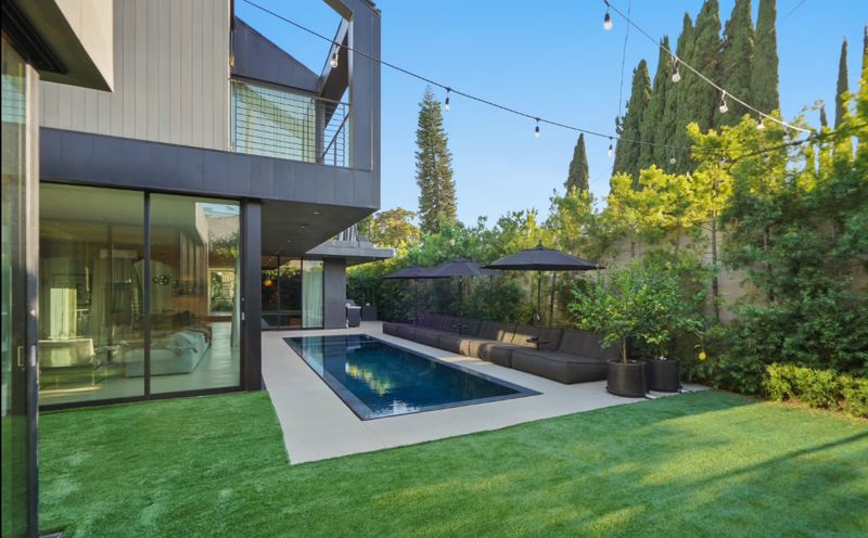 Beverly Grove Modern House with Pool, Bbq, and Outdoor Bar Lounge