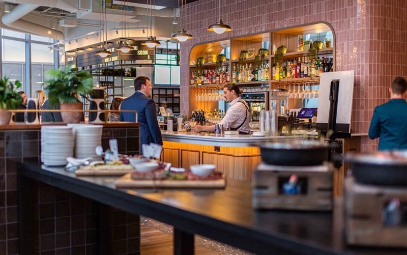 Modern West Loop Restaurant Venue With Urban Garden Patio
