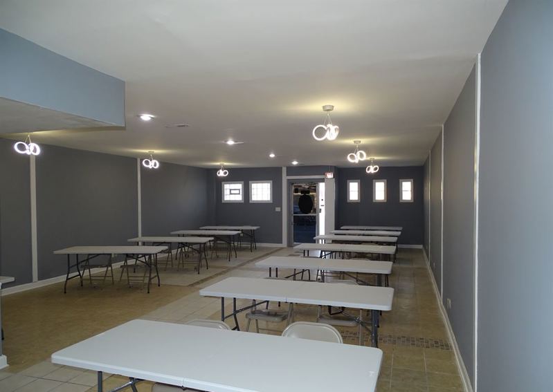 Intimate South Side Event Room for Showers, Classes and Dinners